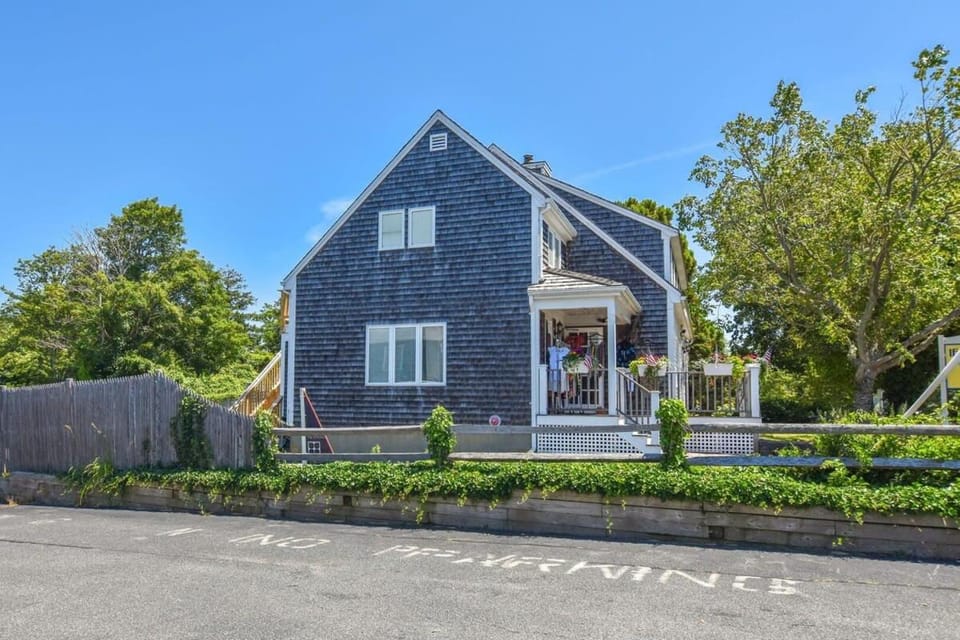 Full Renovation Amazing Spot with Views House in Chatham
