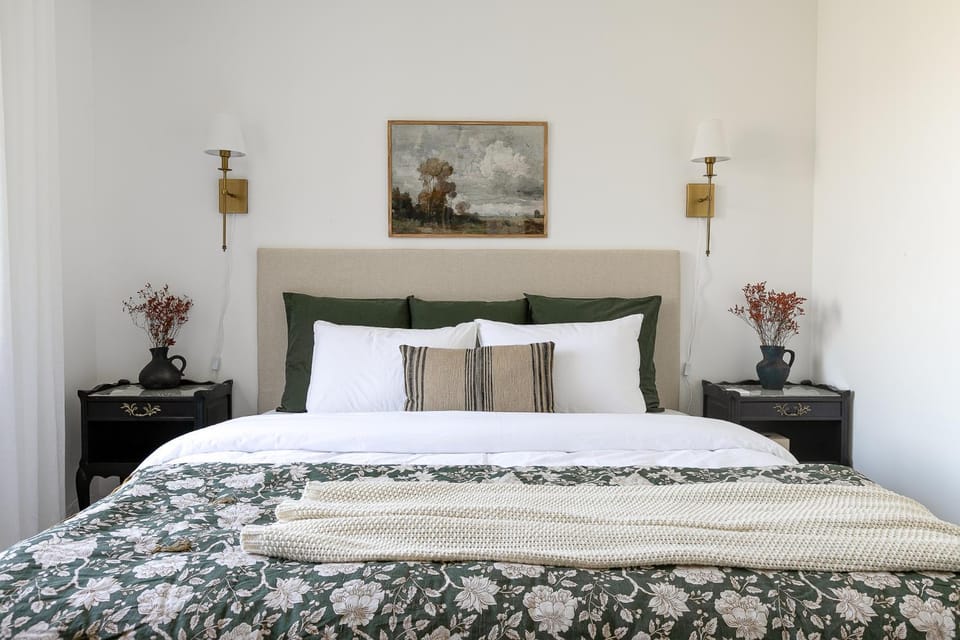 Bed, Bedroom