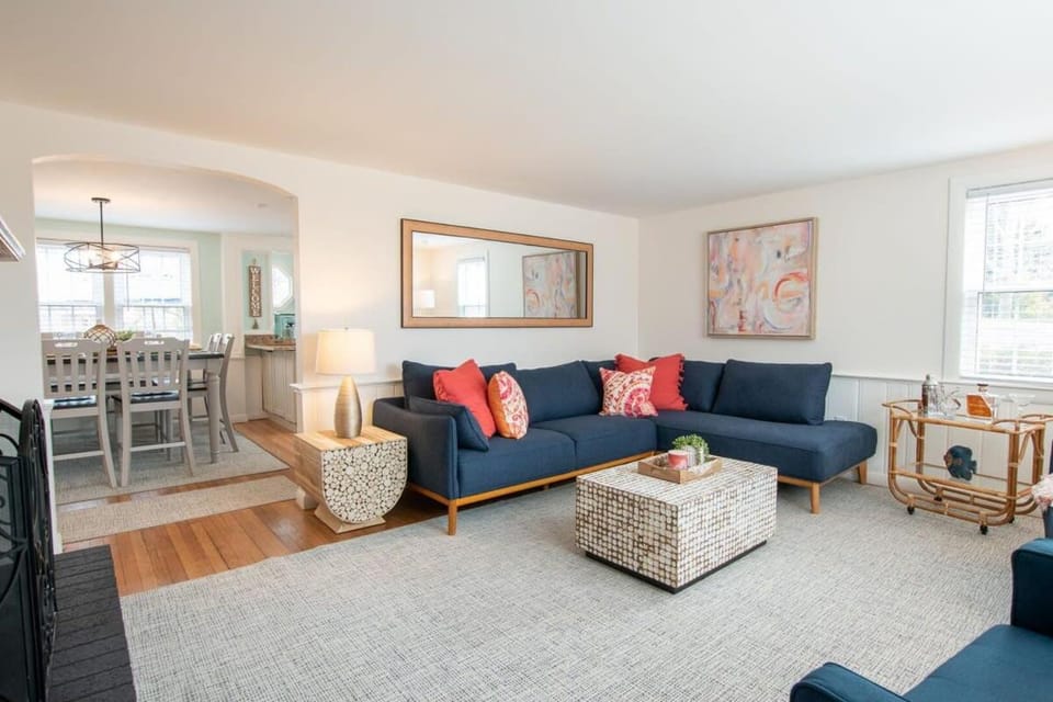 Stellar Home with Hot Tub & Movie Room House in Chatham