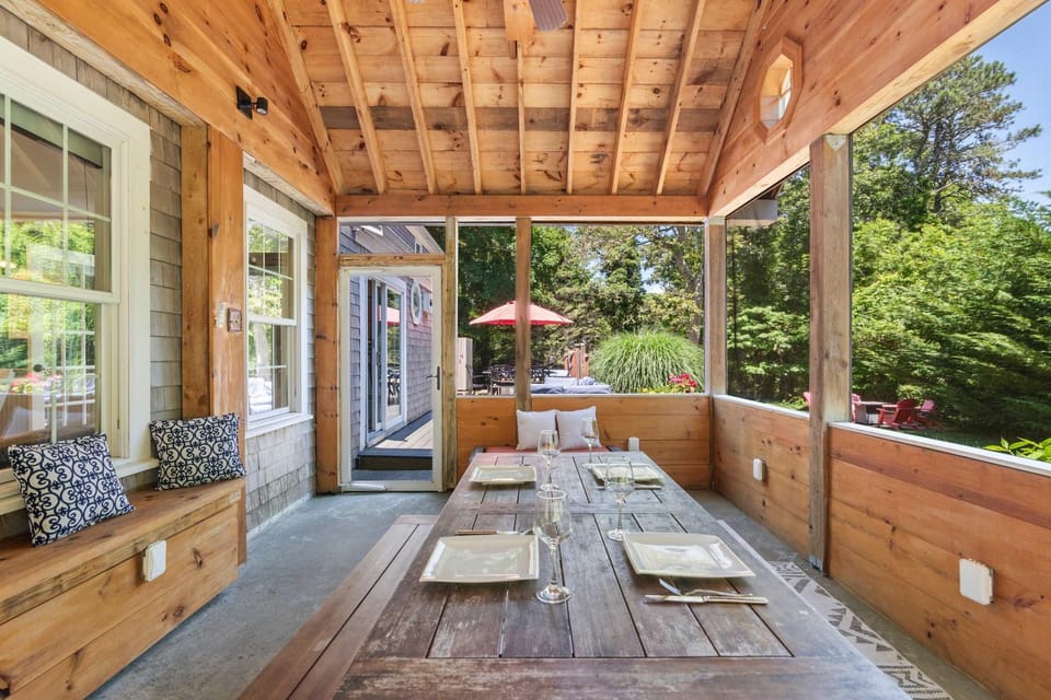 Stellar Home with Hot Tub & Movie Room House in Chatham