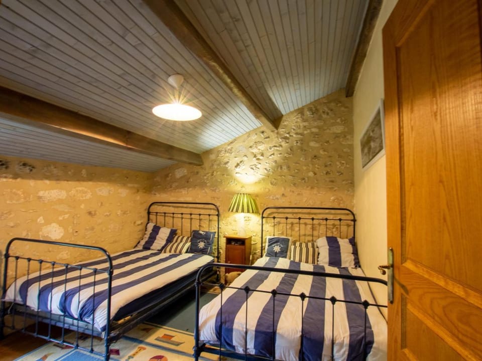 Charmante maison en pierre avec piscine privée chauffée - FR-1-616-302 House in Nouvelle-Aquitaine