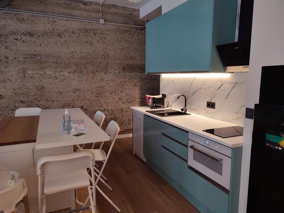 Kitchen or kitchenette, minibar, pet friendly