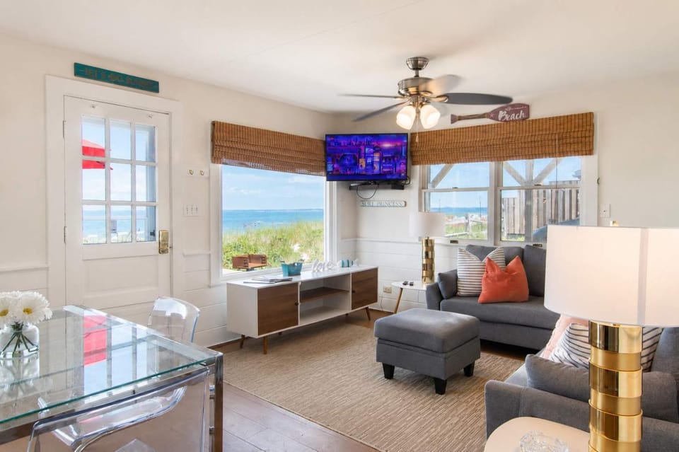 Beachfront on Skaket Water Views House in Orleans