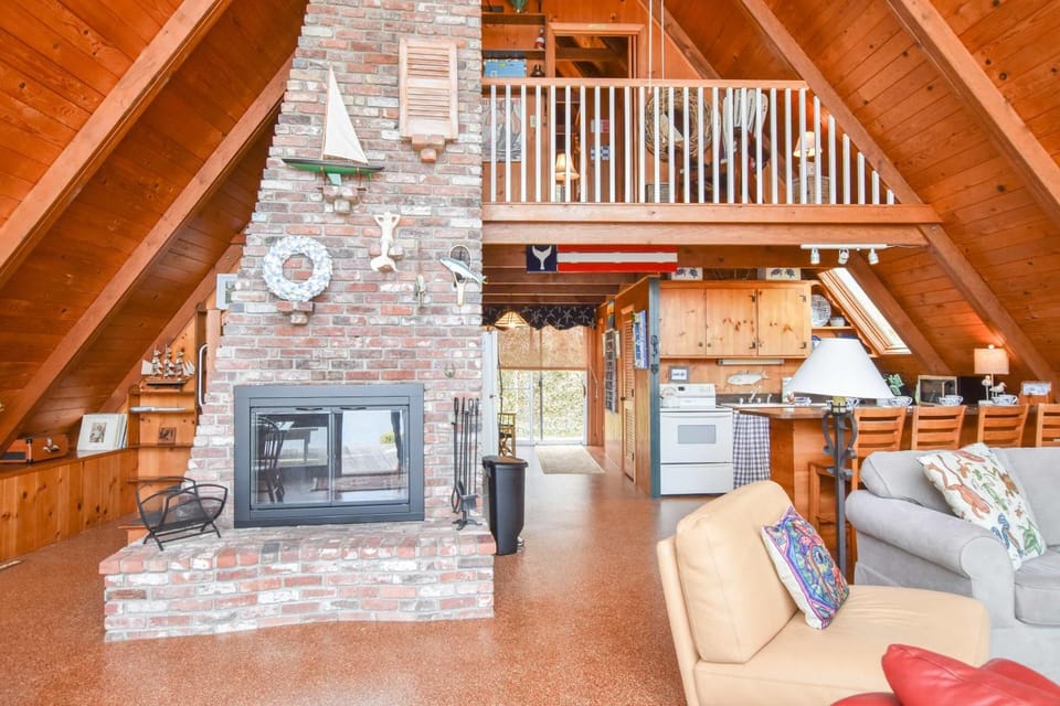 Dream Waterfront A-Frame in Orleans House in Orleans