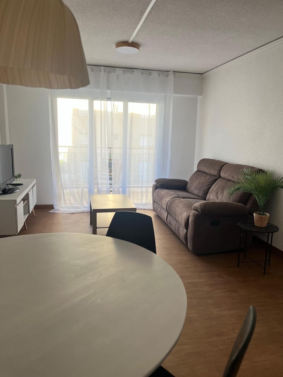 Apartamento a tan solo 100m de la playa SOLO FAMILIAS Apartment in Safor