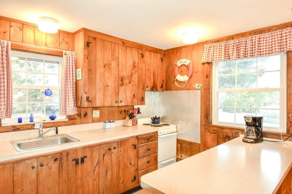 2 mins from Nauset Beach House in Orleans