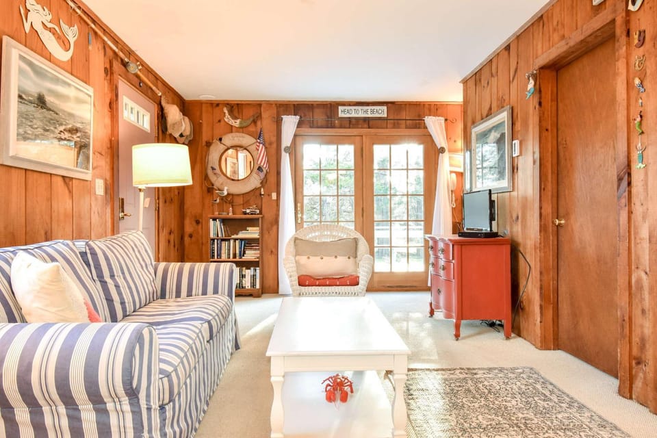 2 mins from Nauset Beach House in Orleans