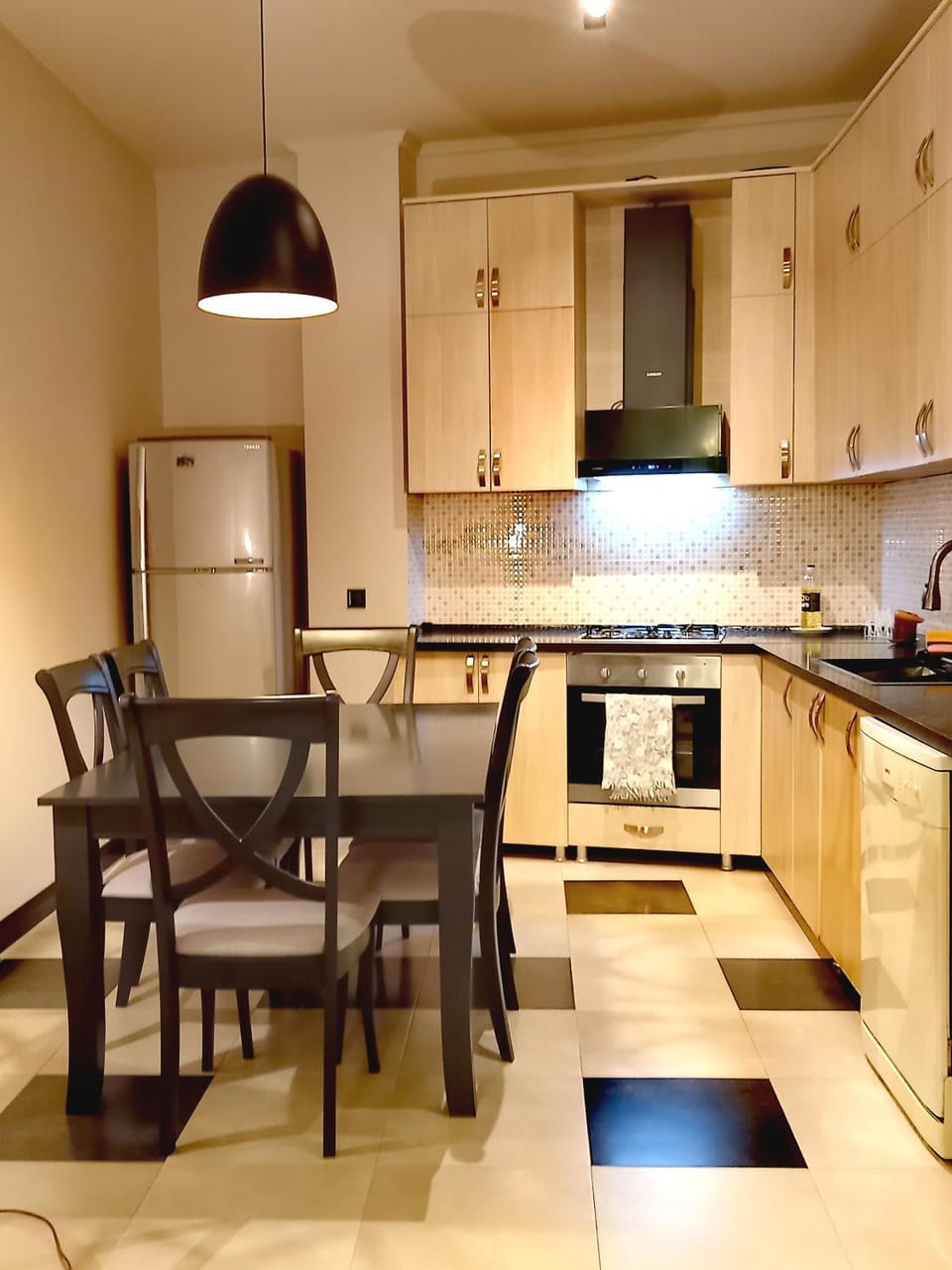 Kitchen or kitchenette, Dining area, stove