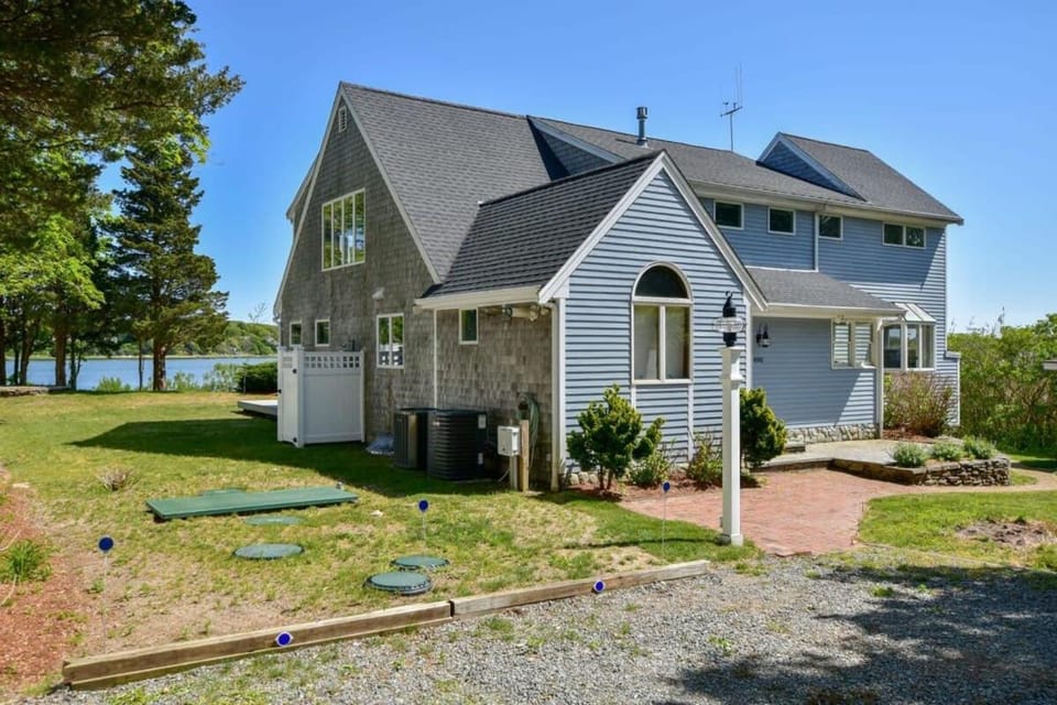 Waterfront with Private Dock House in Orleans