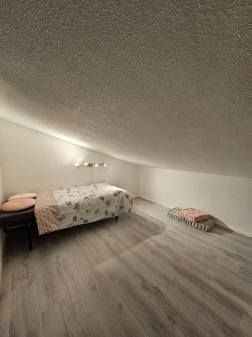 appartement 50m2 village vacances Apartment in Arles