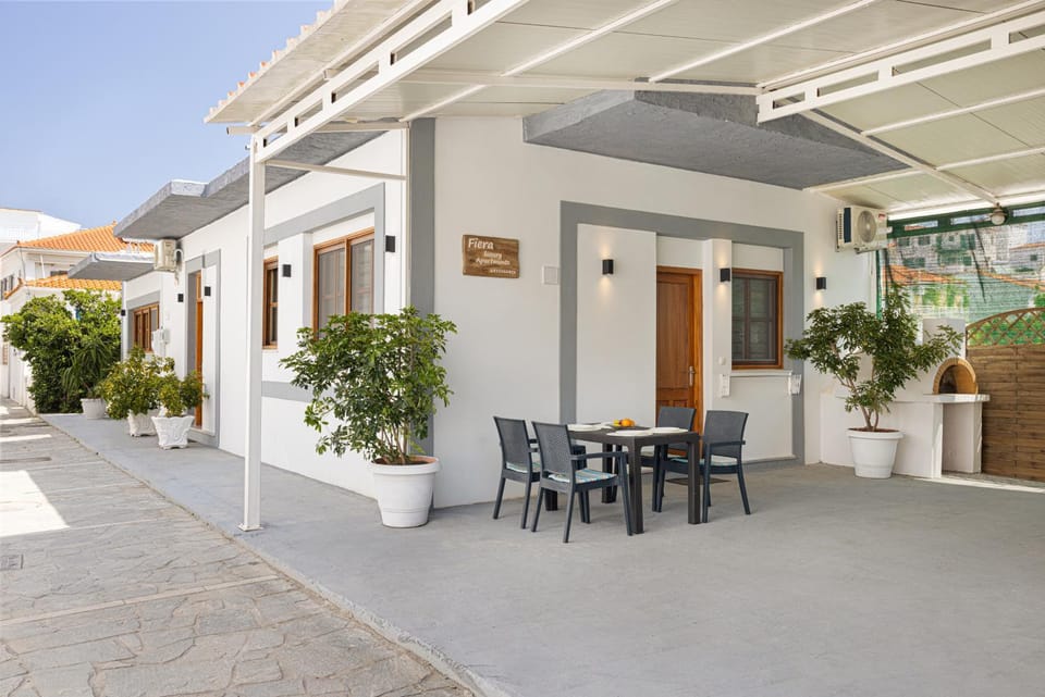 Property building, Garden
