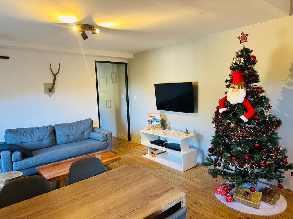 Le Chalet - Appartement 5 personnes avec parking Apartment in Catalonia