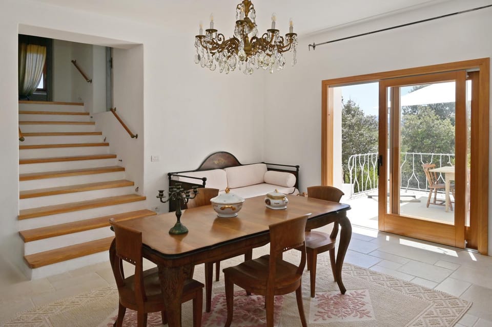 Communal lounge/ TV room, Seating area