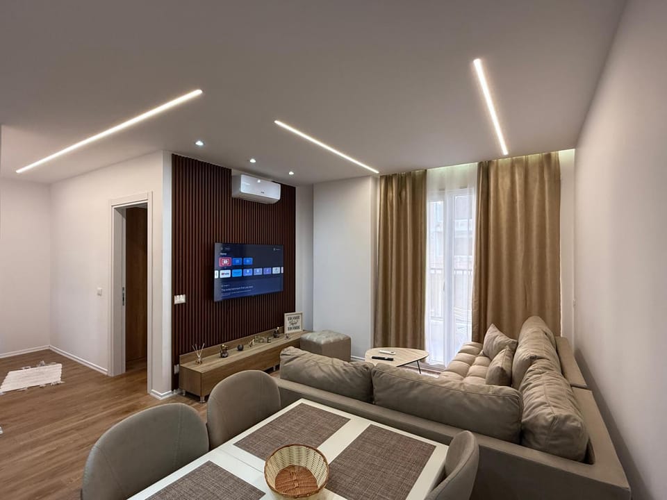 TV and multimedia, Living room, Seating area