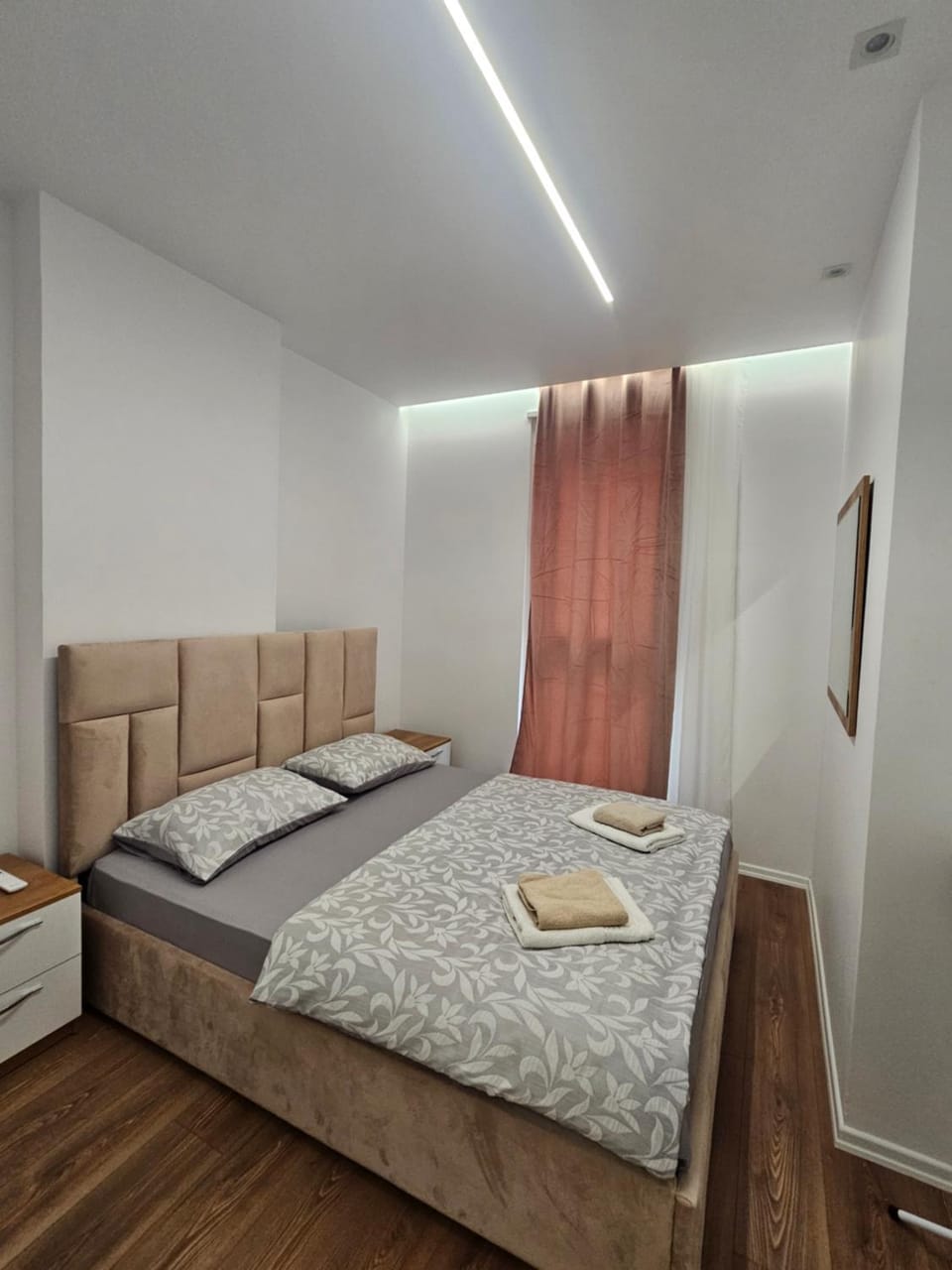 Bed, Photo of the whole room, Bedroom, wardrobe