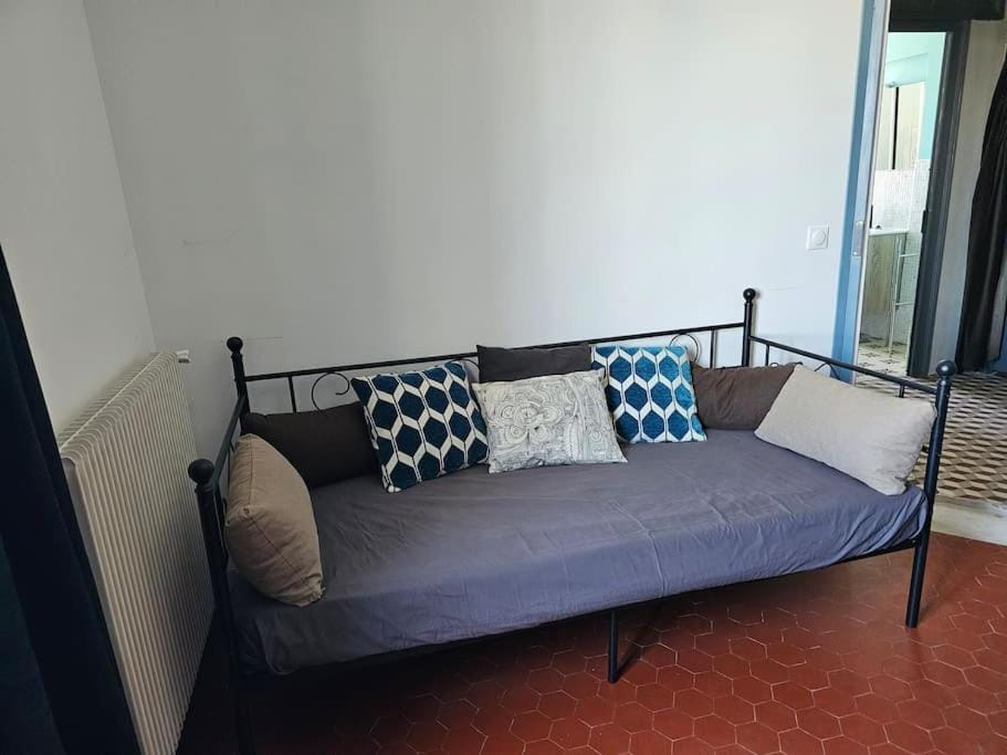 Appt 35 m² dans maison de charme Apartment in Mèze
