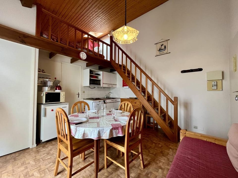 Appartement Bord de Mer 4 Pers, Parking Gratuit - FR-1-246A-253 Apartment in Nouvelle-Aquitaine