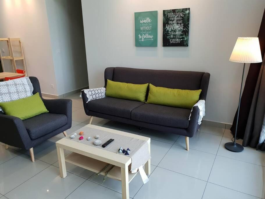 Living room, Seating area
