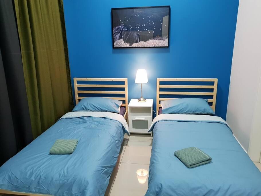 Bed, Bedroom