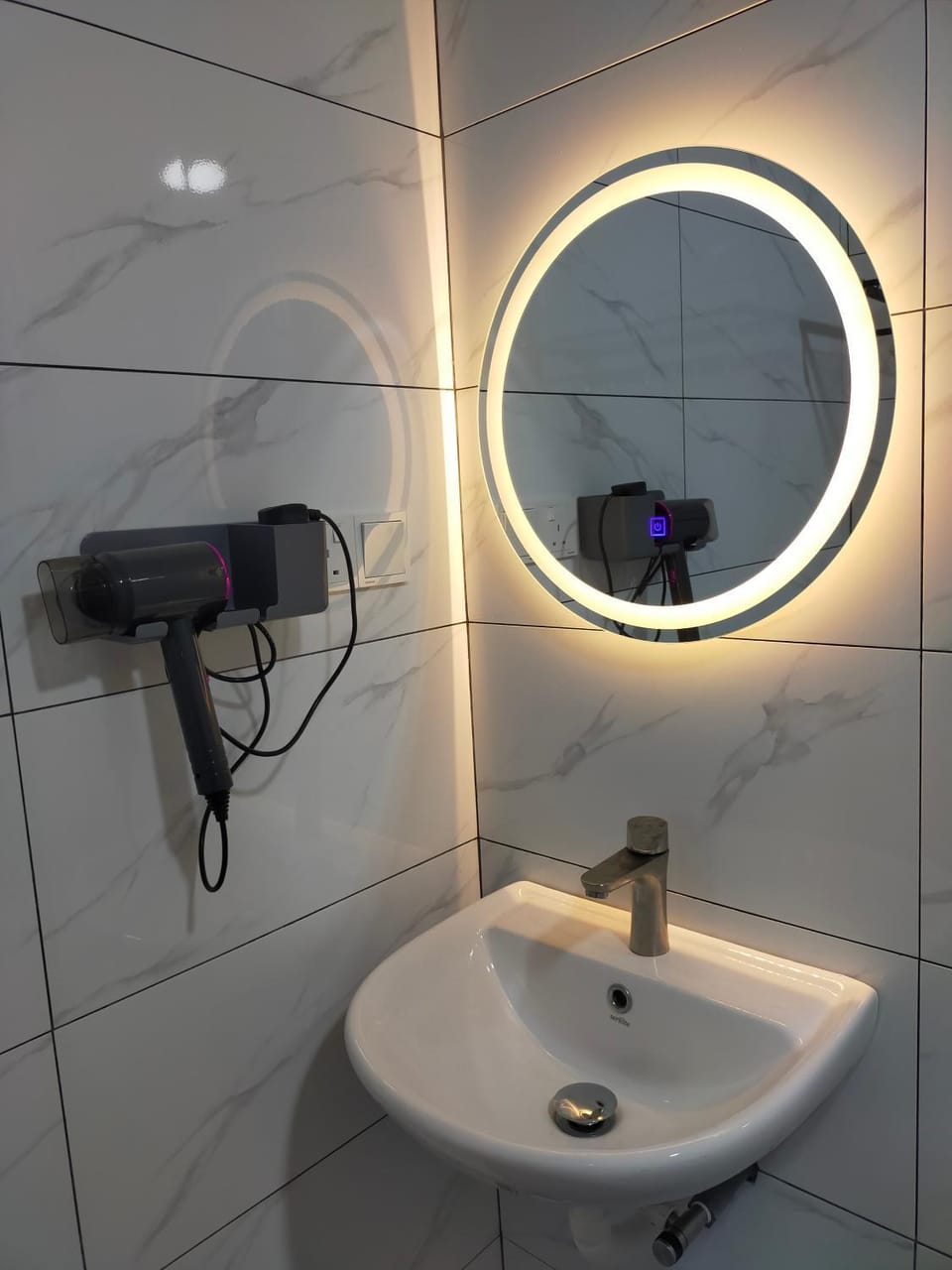 Bathroom, heating