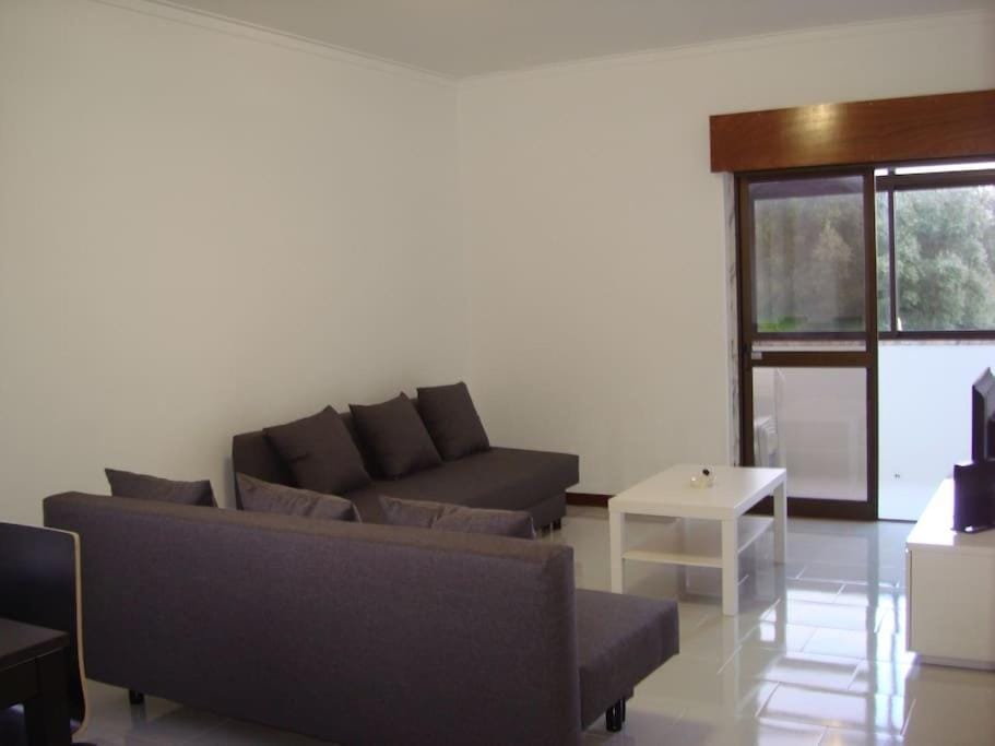 1Bed Tagus River View Apartment in Lisbon District