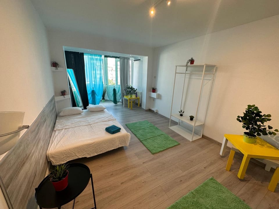 green apartment 70 Apartment in Bucharest