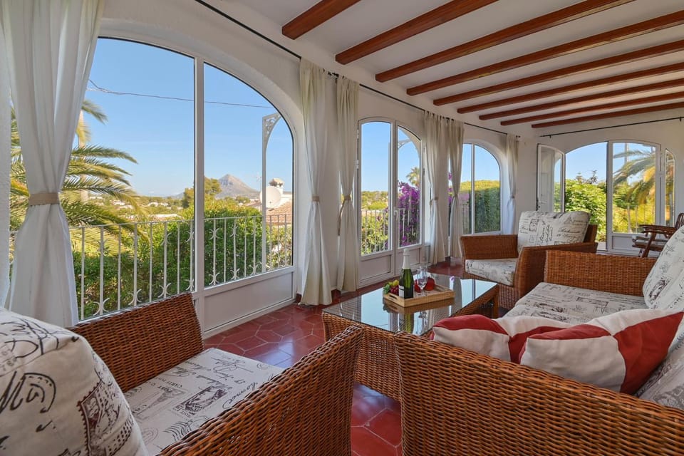 Balcony/Terrace, Living room