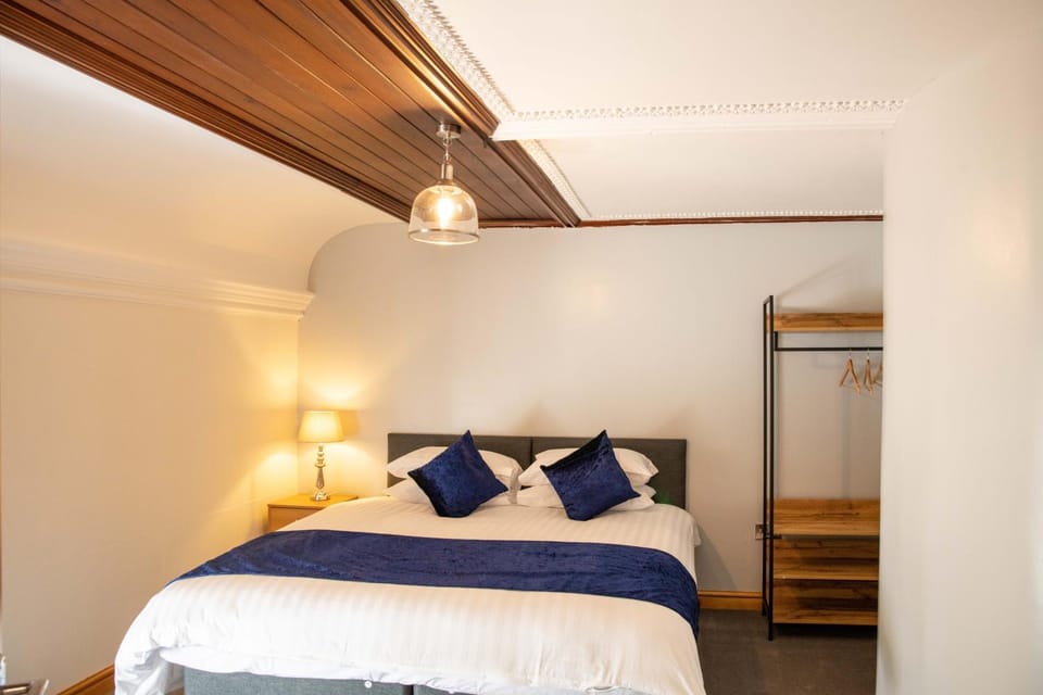 Pontcysyllte Chapel Tearoom Bed and Breakfast in Wales