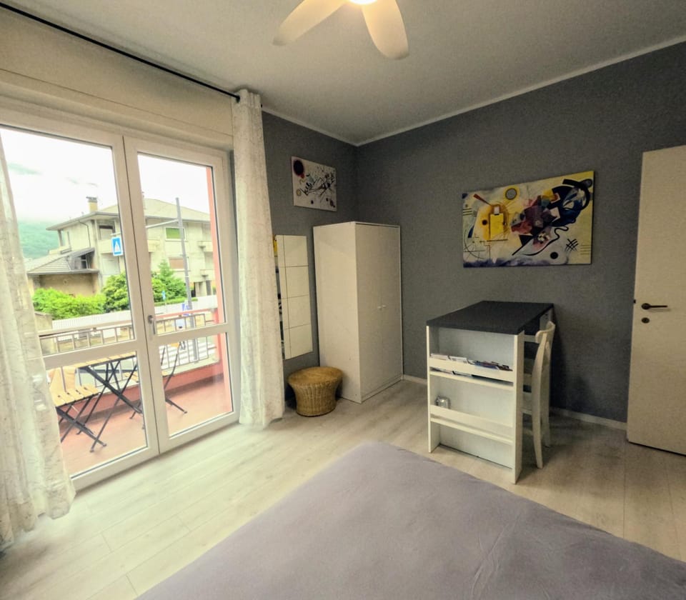 Dining area, Bedroom