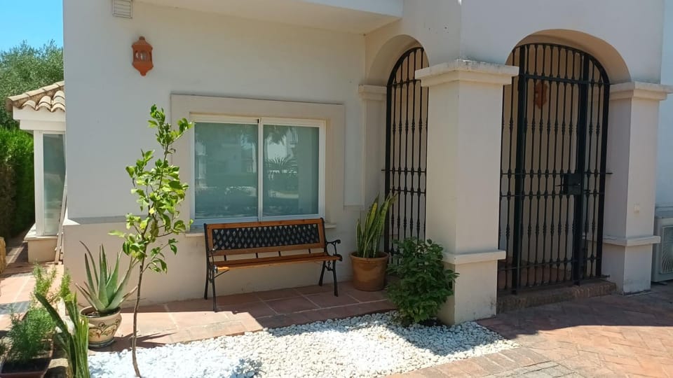 Facade/entrance, Garden