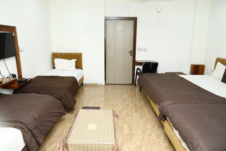 Hotel Kiwi Inn Hotel in India