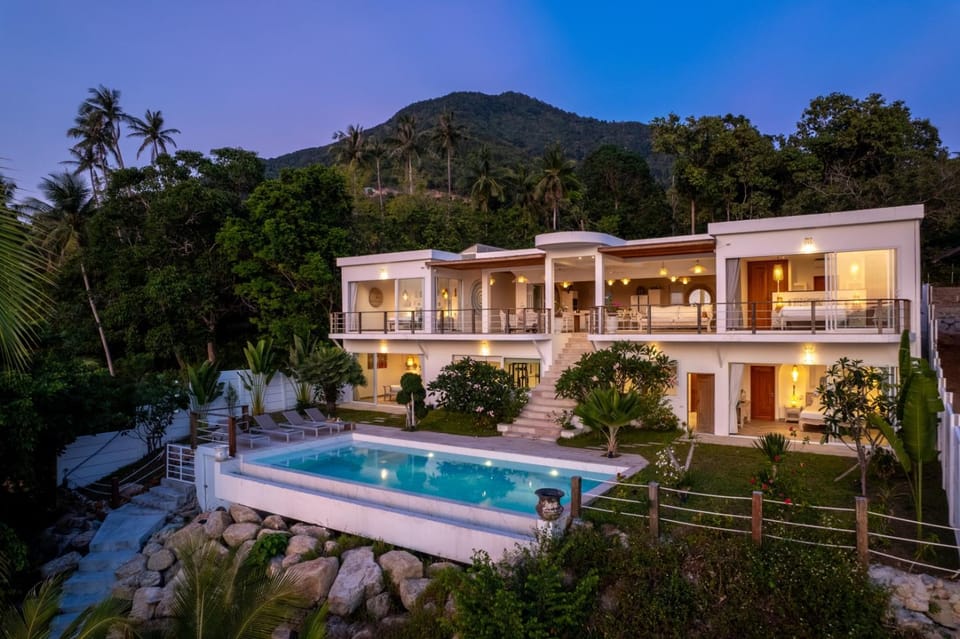 Property building, Natural landscape, Pool view, Swimming pool