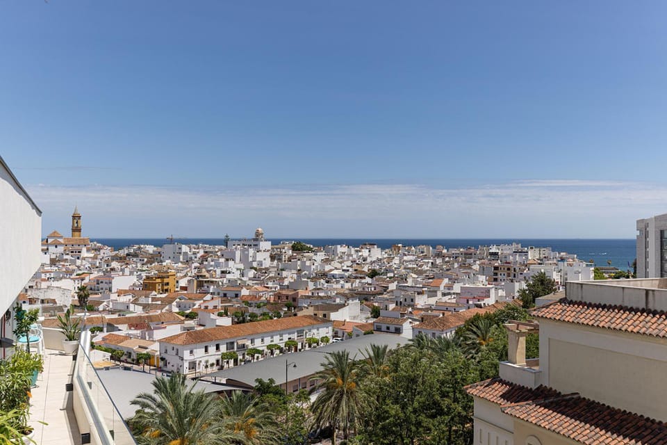 Stylish 2 Bedroom Apartment in Estepona Old Town Apartment in Estepona