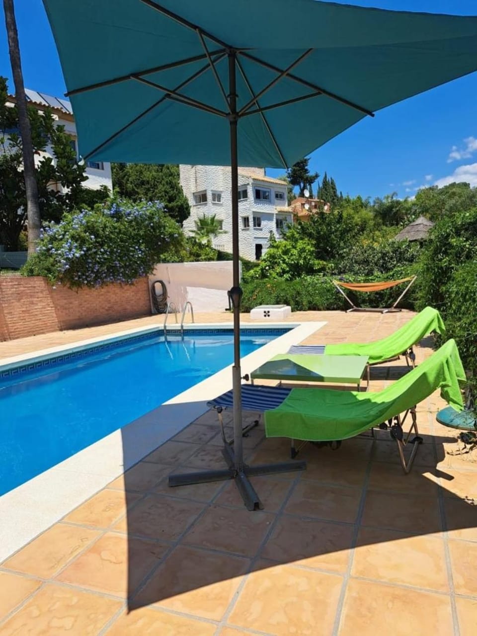 Swimming pool, Swimming pool