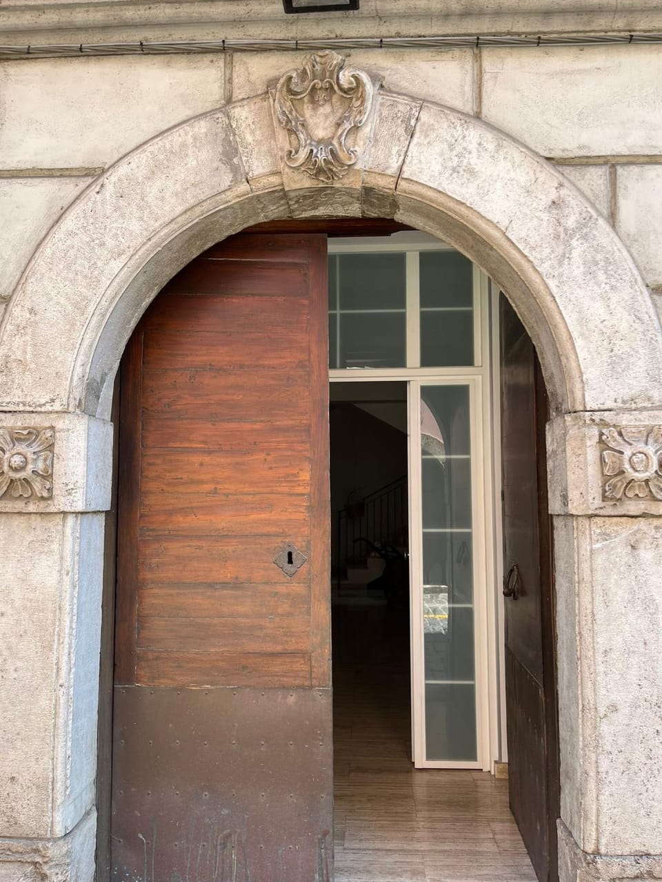 Facade/entrance