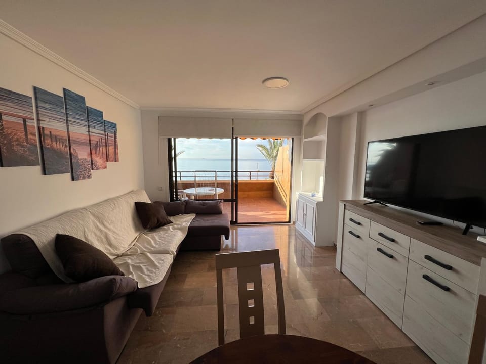exclusiva primera línea de playa Apartment in Aguadulce