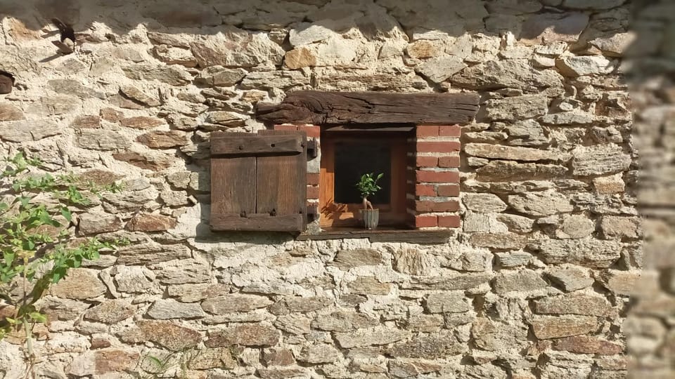 Chambre insolite Vacation rental in Nouvelle-Aquitaine