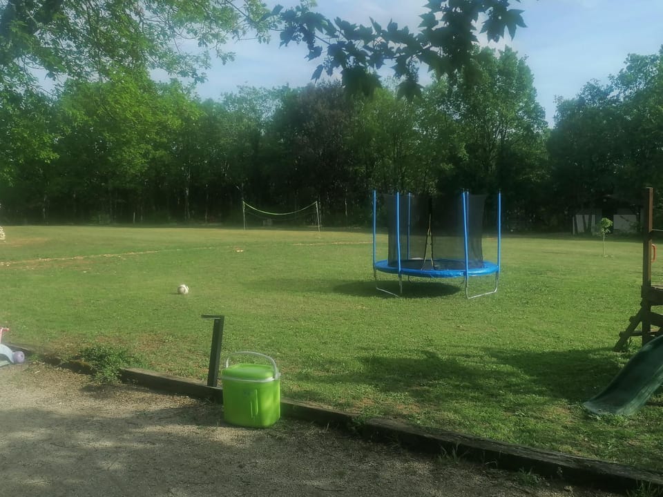 L escale de larcher Campground/ 
RV Resort in Occitanie
