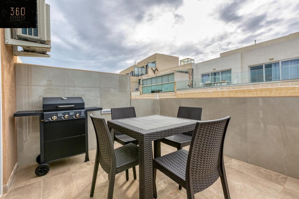Patio, Day, BBQ facilities, View (from property/room), Balcony/Terrace, Kitchen or kitchenette, Dining area, pet friendly
