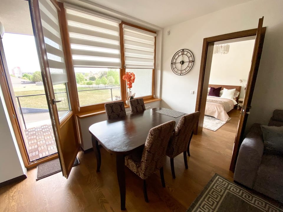 Balcony/Terrace, Dining area