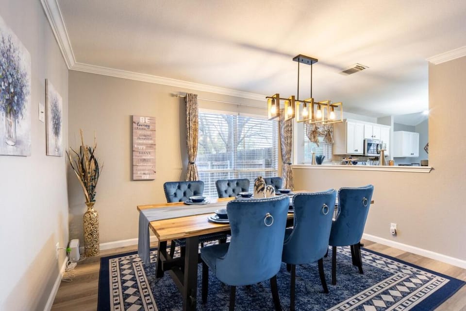 Spacious beautiful home near Kalahari Resorts (9min) House in Round Rock
