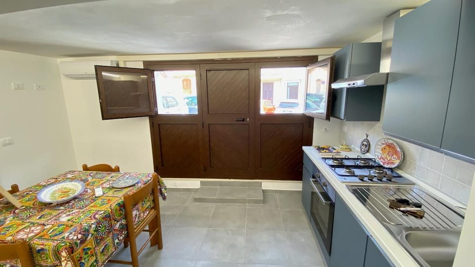 Living room, kitchen