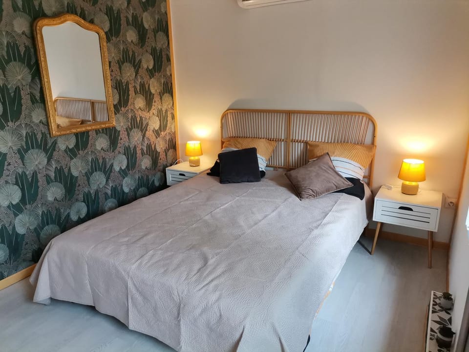 maison avec jaccuzi privatif Apartment in Nouvelle-Aquitaine