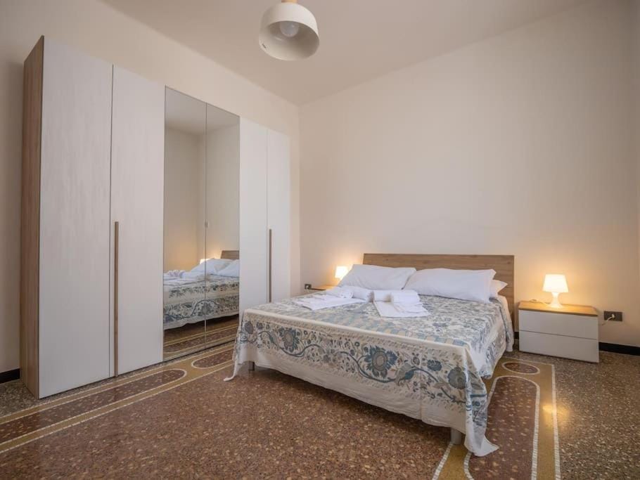 Bed, Photo of the whole room, Bedroom, towels, wardrobe