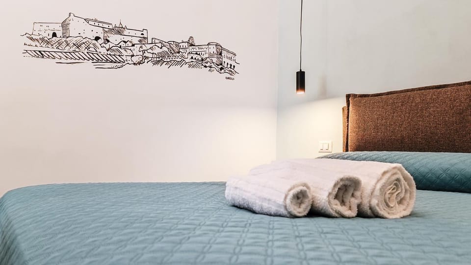 Casa Calù Castel Sant'Elmo Bed and Breakfast in Naples