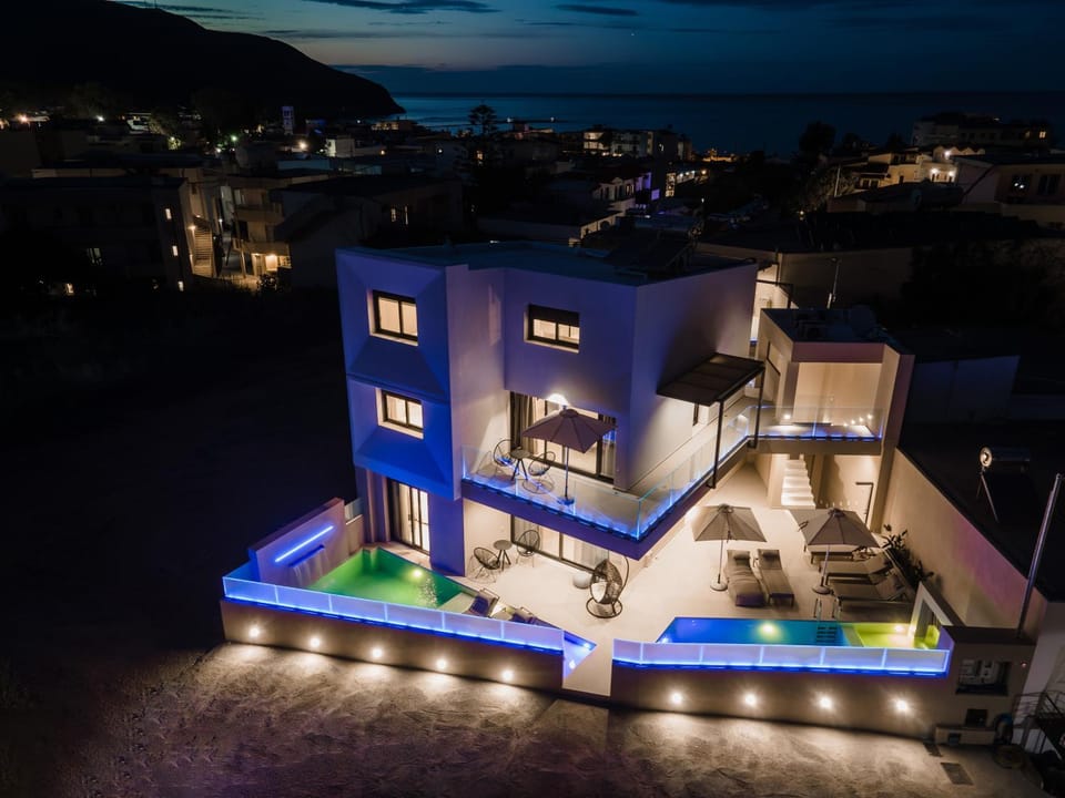 Property building, Night