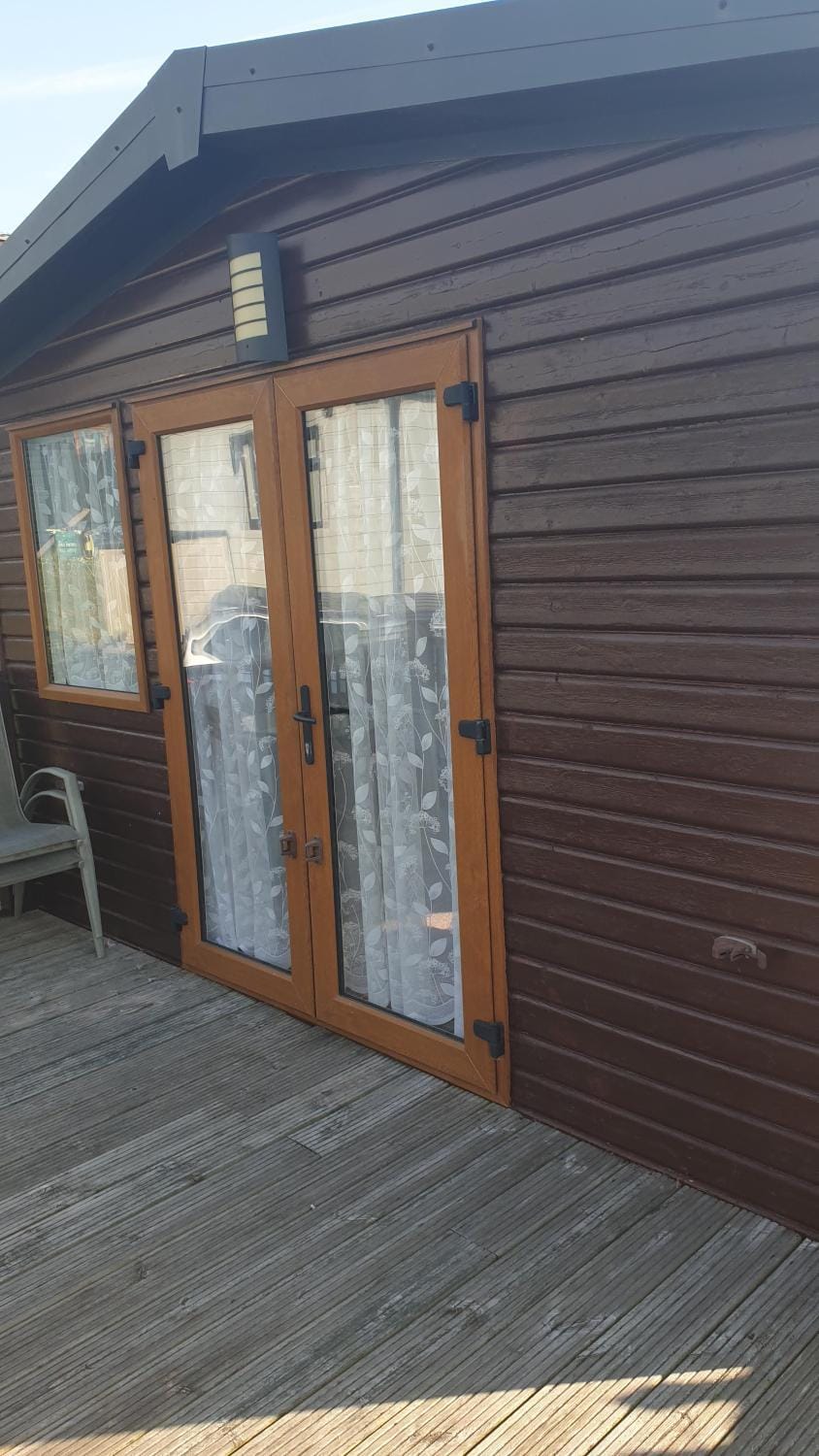 Holiday Lodge, sleeps 4, with sea & countryside views House in Hastings