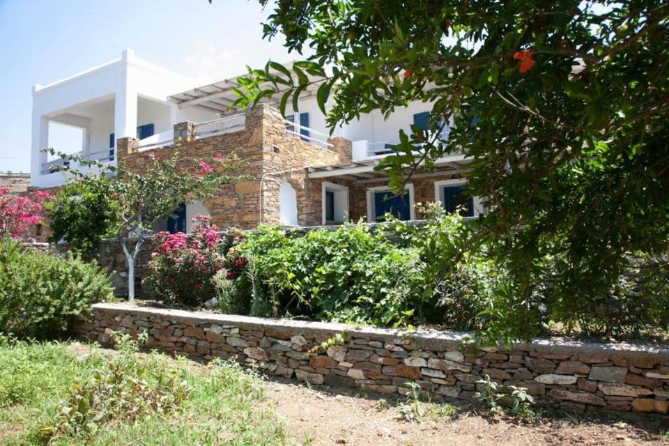 Day, Garden