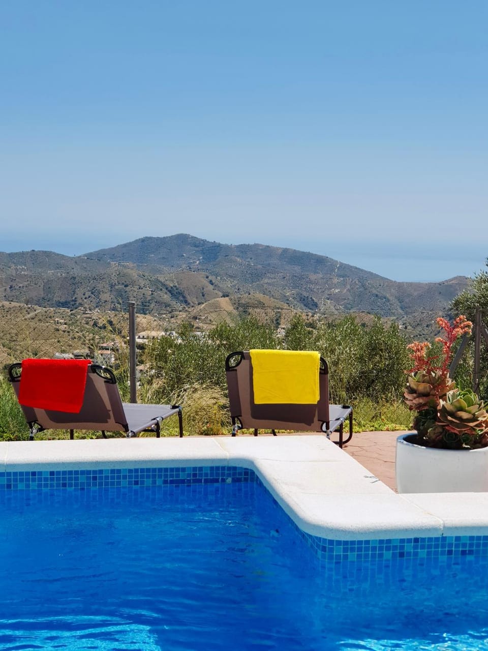 Natural landscape, Mountain view, Pool view, Swimming pool, Swimming pool, sunbed