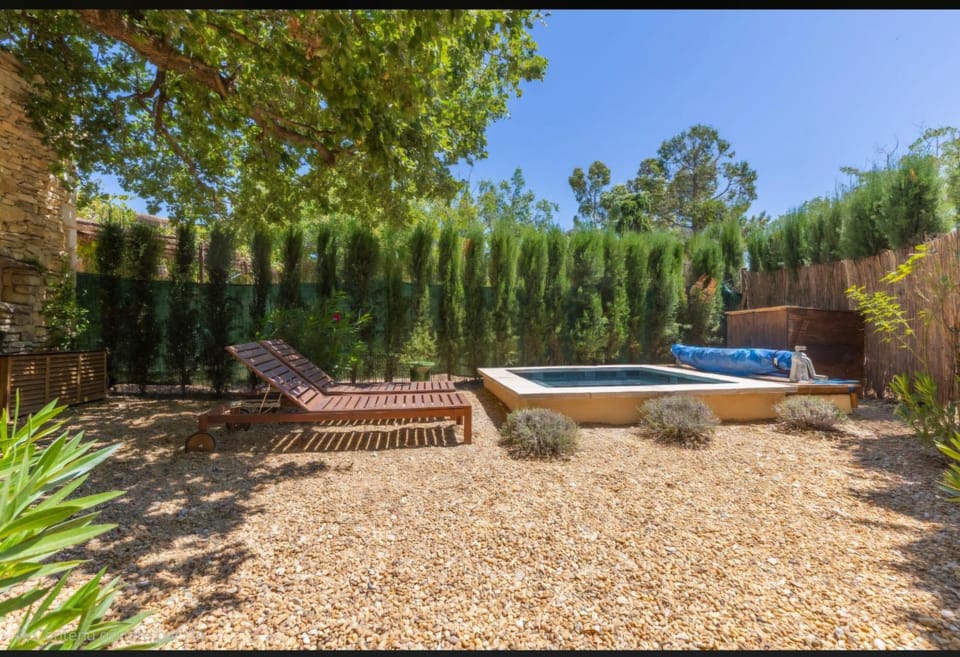 Garden, Swimming pool